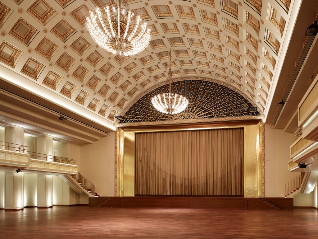 Kruse Architekt Baden-Baden Bühnensaal Ballsaal Historisch Benazét Weinbrenner Kurhaus Casino
